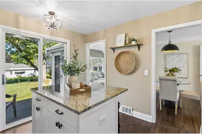 5712 Zenith Avenue S, Edina, MN 55410 - Photo 10