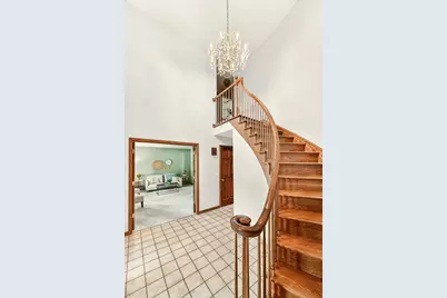 206 Highland Court SE, Stewartville, MN 55976 - Photo 6