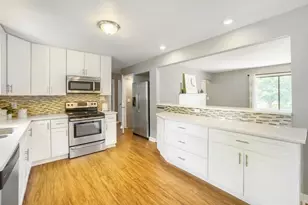 14810 Gleason Lake Dr, Plymouth, MN 55447 - Photo 6