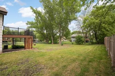 8900 Rosewood Lane N, Maple Grove, MN 55369 - Photo 38