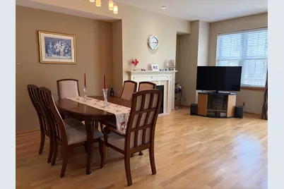 8138 Oakview Circle N, Maple Grove, MN 55369 - Photo 8