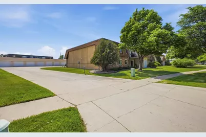 2320 20th Avenue S #4, Fargo,  58103 - Photo 26