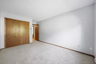 2320 20th Avenue S #4, Fargo,  58103 - Photo 20