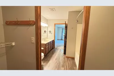 806 28th Avenue SW, Willmar, MN 56201 - Photo 10