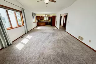 806 28th Ave SW, Willmar, MN 56201 - Photo 12