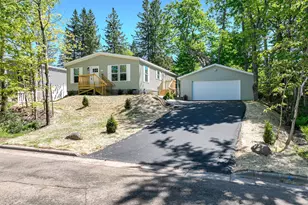 306 W Palm St, Duluth, MN 55811 - Photo 1
