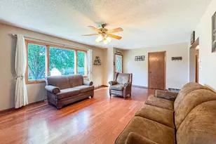 307 Hilltop Dr, Goodhue, MN 55027 - Photo 6