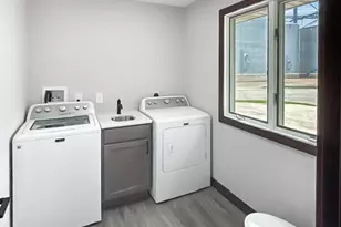 311 S Park St, Hendricks, MN 56136 - Photo 8