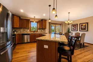 1324 Augusta Dr, Mankato, MN 56001 - Photo 6