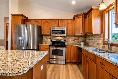 1324 Augusta Drive, Mankato, MN 56001 - Photo 8