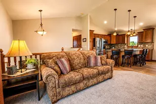 1324 Augusta Dr, Mankato, MN 56001 - Photo 14