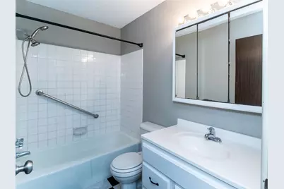 2800 Hamline Avenue N #217, Roseville, MN 55113 - Photo 12