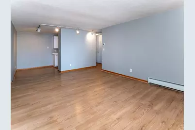 2800 Hamline Avenue N #217, Roseville, MN 55113 - Photo 10