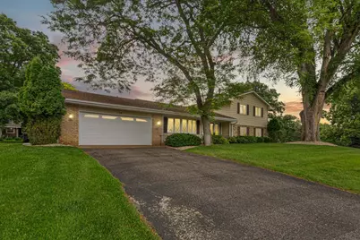 174 Spring Valley Drive, Bloomington, MN 55420 - Photo 36