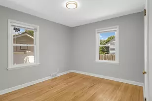 141 Stanley St, West Saint Paul, MN 55118 - Photo 10
