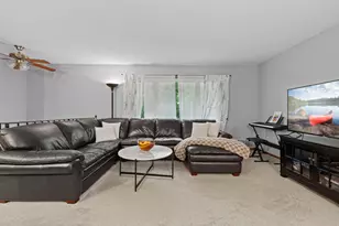 13941 Herald Ct, Apple Valley, MN 55124 - Photo 6