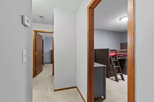 13941 Herald Ct, Apple Valley, MN 55124 - Photo 20