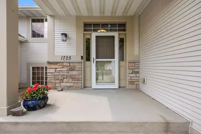 1725 14th Court W, Hastings, MN 55033 - Photo 2