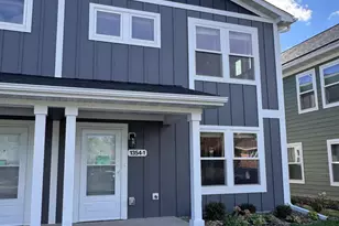 1354 Winthrop St N, Saint Paul, MN 55119 - Photo 2