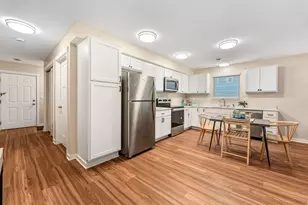 1354 Winthrop St N, Saint Paul, MN 55119 - Photo 10