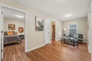 1354 Winthrop St N, Saint Paul, MN 55119 - Photo 10