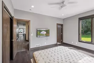 10964 Bent Water Ln, Woodbury, MN 55129 - Photo 46
