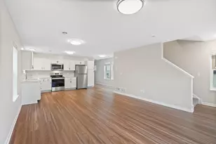 1334 Winthrop St N, Saint Paul, MN 55119 - Photo 8