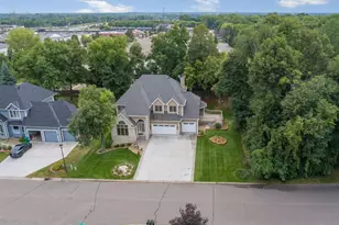 13985 42nd Ave N, Plymouth, MN 55446 - Photo 76