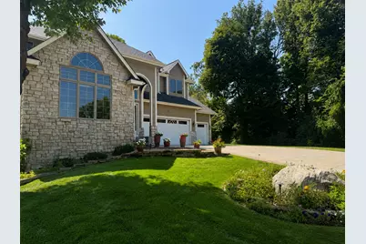 13985 42nd Avenue N, Plymouth, MN 55446 - Photo 2