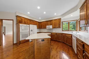 13985 42nd Ave N, Plymouth, MN 55446 - Photo 24