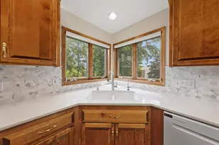 13985 42nd Ave N, Plymouth, MN 55446 - Photo 26