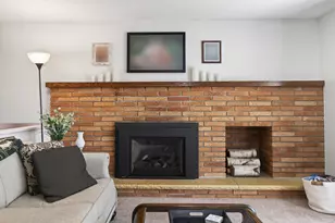 26583 Everton Cir, Wyoming, MN 55092 - Photo 6