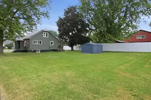 525 W Lincoln St, Augusta, WI 54722 - Photo 28