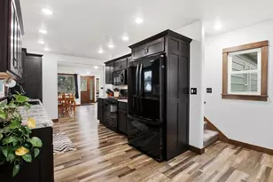 525 W Lincoln St, Augusta, WI 54722 - Photo 8