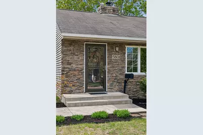 5801 Zenith Avenue S, Edina, MN 55410 - Photo 2