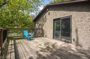 8635 Oakland Ave S, Bloomington, MN 55420 - Photo 18