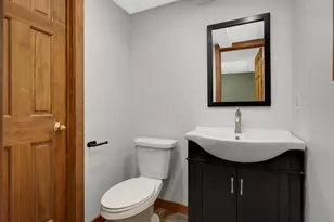 8635 Oakland Ave S, Bloomington, MN 55420 - Photo 10