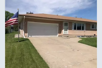 3110 N Broadway N, Fargo, ND 58102 - Photo 2