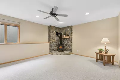 18205 39th Avenue N, Plymouth, MN 55446 - Photo 28