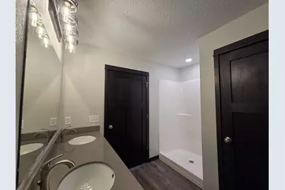218 Fischer Court NW, Montgomery, MN 56069 - Photo 22