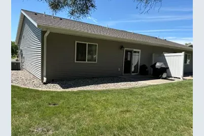 1827 Scenic Heights Court SW, Hutchinson, MN 55350 - Photo 14