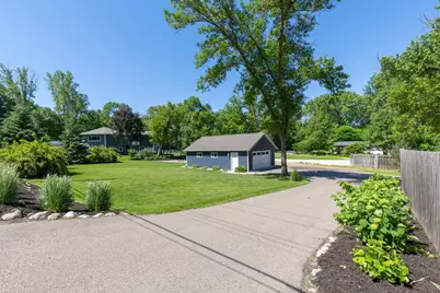 25525 Smithtown Road, Excelsior, MN 55331 - Photo 20