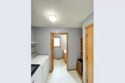 212 Eastern Avenue S, Comfrey, MN 56019 - Photo 38