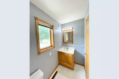 212 Eastern Avenue S, Comfrey, MN 56019 - Photo 44