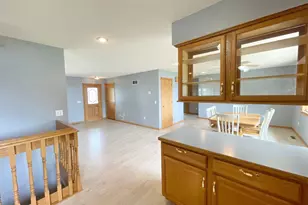 212 Eastern Ave S, Comfrey, MN 56019 - Photo 18