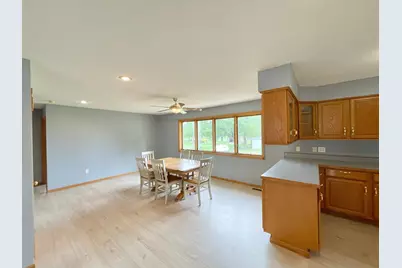 212 Eastern Avenue S, Comfrey, MN 56019 - Photo 12
