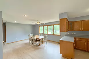 212 Eastern Ave S, Comfrey, MN 56019 - Photo 12