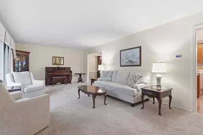980 Lydia Avenue W, Roseville, MN 55113 - Photo 6