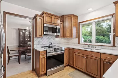 980 Lydia Avenue W, Roseville, MN 55113 - Photo 10