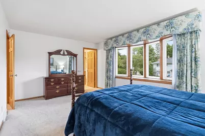 980 Lydia Avenue W, Roseville, MN 55113 - Photo 14